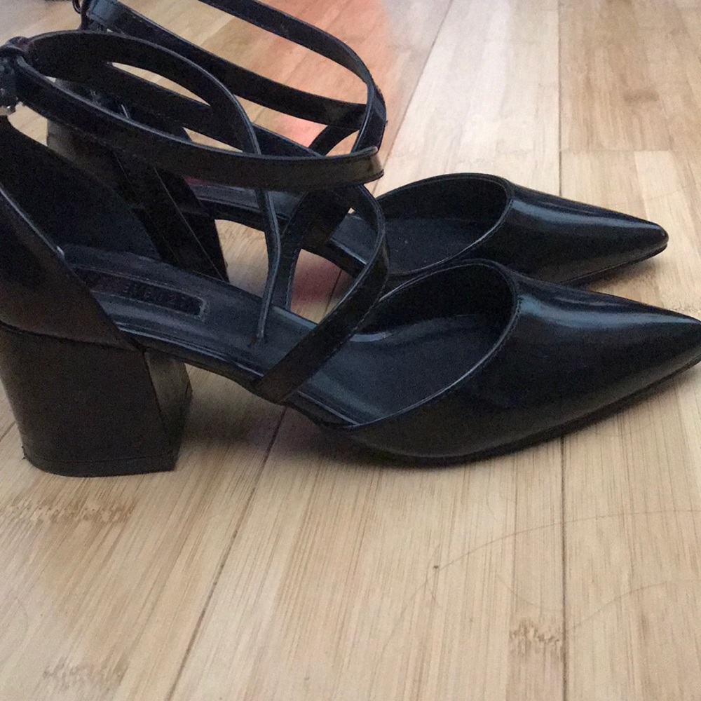 5.5 like new heels